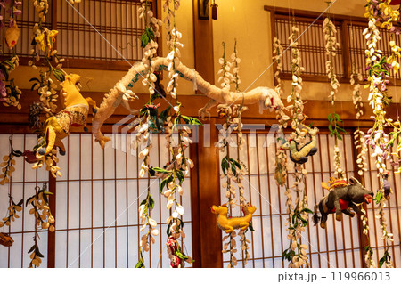 日本三大つるし飾り湊町酒田の傘福 日本三大つるし飾り湊町酒田の傘福 119966013