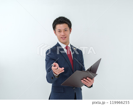 男性 弁護士 男性 弁護士 119966255