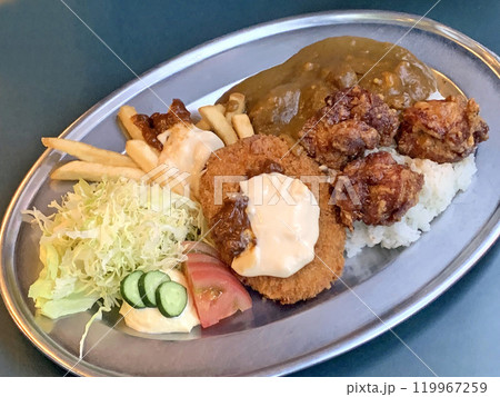 チャイニーズチキンペリーライス 特製黒船ペリーライス メガめし ラッキーピエロ名物 チャイニーズチキンペリーライス 特製黒船ペリーライス メガめし ラッキーピエロ名物 119967259