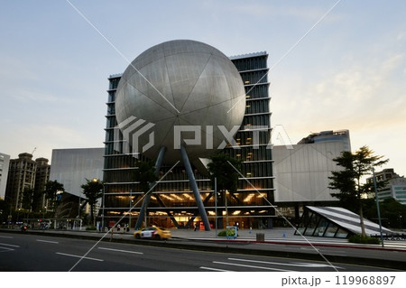 臺北表演藝術中心（台湾・台北市士林区） 119968897