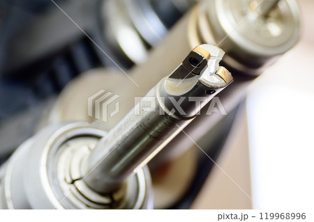 The indexable tool in the tool magazine of machining center. 119968996