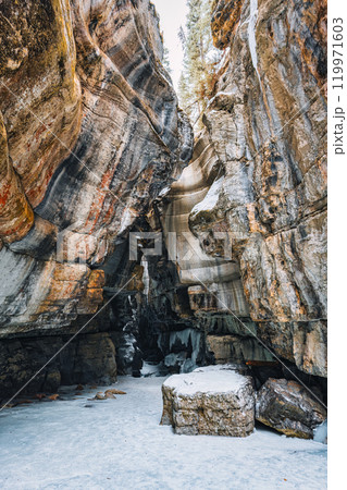 Maligne canyon of rock eroded by river on winter at Jasper national park, Canada 119971603