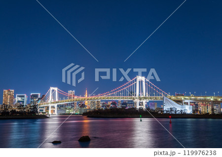 「東京都」お台場から望む東京都市景観 夜景 「東京都」お台場から望む東京都市景観 夜景 119976238