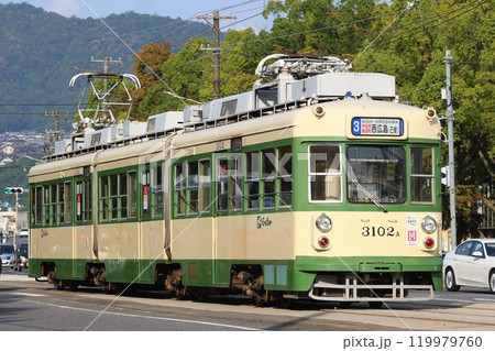 【広島電鉄】3100形〜ぐりーんらいなー〜（本線：西観音町〜福島町） 119979760