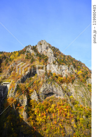 北海道 定山渓 豊平峡ダムの紅葉 119980485