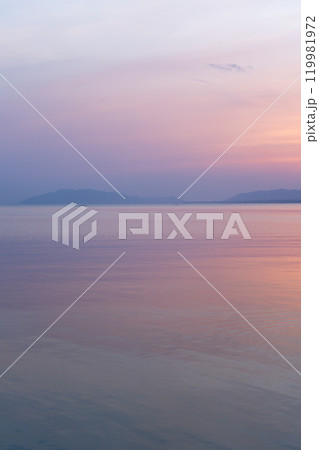 島根県松江市 宍道湖の夕日 島根県松江市 宍道湖の夕日 119981972