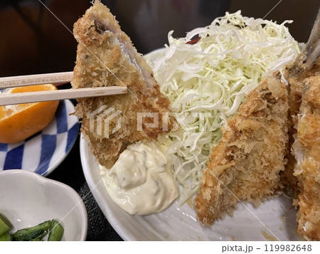 アジフライ定食 サクサクの鯵フライとご飯の和定食 119982648
