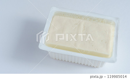 パック入りの木綿豆腐　イメージ 119985014
