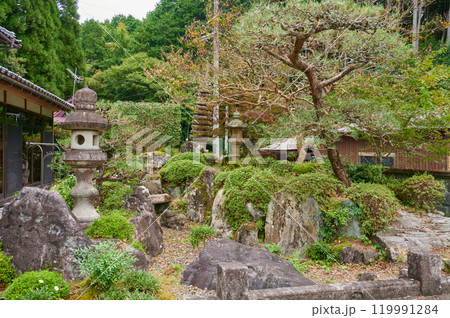 日本庭園　古民家　庭　田舎 119991284