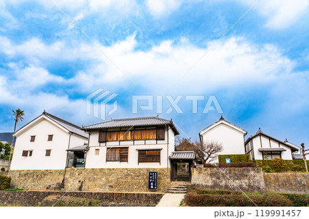 【重要伝統的建造物群保存地区】脇町南町重要伝統的建造物群保存地区　藍蔵と吉田家住宅　徳島県美馬市 119991457