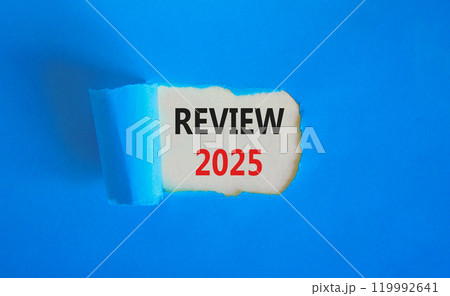 Planning review 2025 new year symbol. Concept words Review 2025 on beautiful white paper. Beautiful blue paper background. Business review 2025 new year concept. Copy space. Planning review 2025 new year symbol. Concept words Review 2025 on beautiful white paper. Beautiful blue paper background. Business review 2025 new year concept. Copy space. 119992641