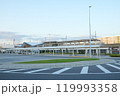 幕張豊砂駅の全景（駅前広場から） 119993358