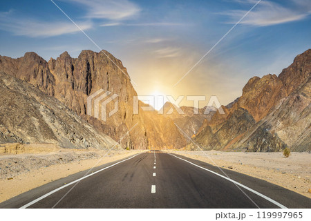 Sunset in egyptian mountains Sunset in egyptian mountains 119997965
