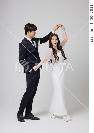 A beautiful couple in their 20s about to get married A beautiful couple in their 20s about to get married 120007831