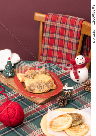 Christmas atmosphere deco and bungeoppang 120009508