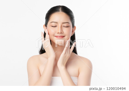 Asian woman with a beautiful face and clean fresh smooth skin, female model with natural makeup and close her eyes on white background. 120010494