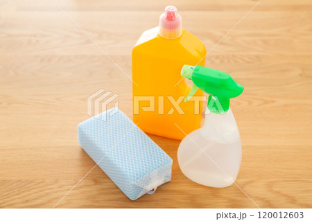 お風呂洗い洗剤と排水口洗浄剤とスポンジ 120012603