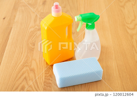 お風呂洗い洗剤と排水口洗浄剤とスポンジ 120012604