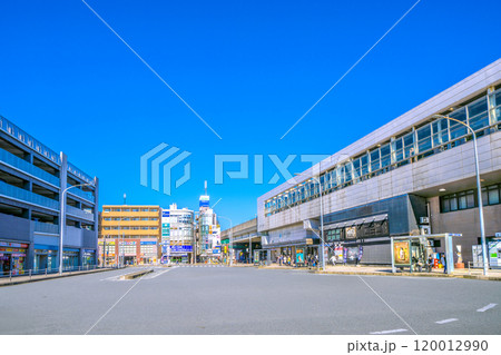 日本の横浜都市景観 横浜市営地下鉄 新羽駅などを望む。澄み渡る青空が広がる…=7日 日本の横浜都市景観 横浜市営地下鉄 新羽駅などを望む。澄み渡る青空が広がる…=7日 120012990