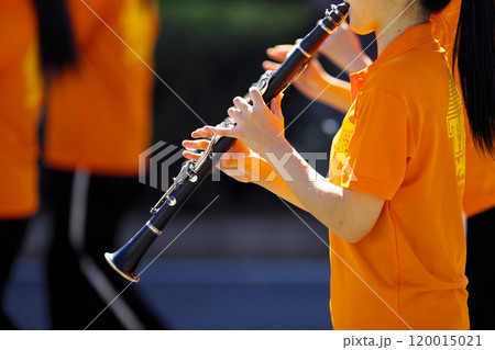 マーチングバンド　パレード　楽器　 120015021