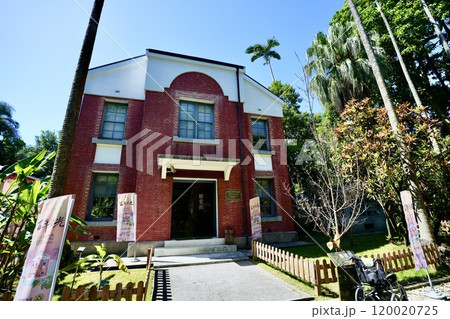 臺北植物園・腊葉植物標本館(台湾・台北市中正区) 臺北植物園・腊葉植物標本館(台湾・台北市中正区) 120020725