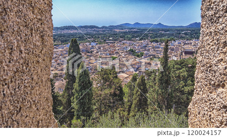 Arta, Spain 120024157