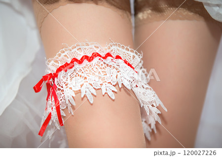 Garter Bride. 120027226