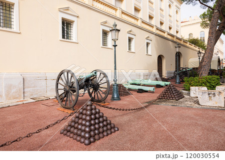 ヨーロッパ、モナコの大公宮殿 ヨーロッパ、モナコの大公宮殿 120030554