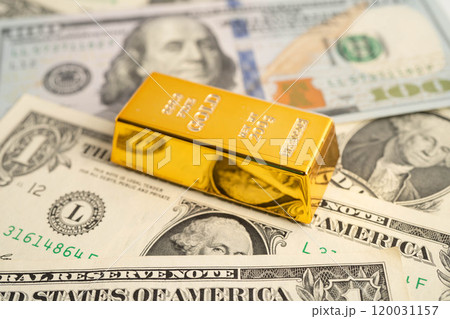 Gold bars with US dollar and Euro banknote money, finance trading investment business currency concept. 120031157