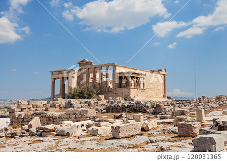 Old architecture and blue sky with white cloud in Athens, Greece. Parthenon in Acropolis Old architecture and blue sky with white cloud in Athens, Greece. Parthenon in Acropolis 120031365