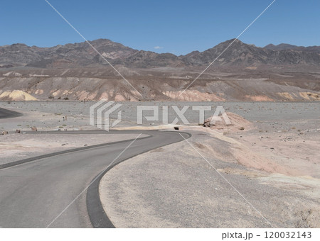 An empty road in the mountains background, a deserted desert in the Valley of death, view of natural landscape, USA national parks wildlife An empty road in the mountains background, a deserted desert in the Valley of death, view of natural landscape, USA national parks wildlife 120032143