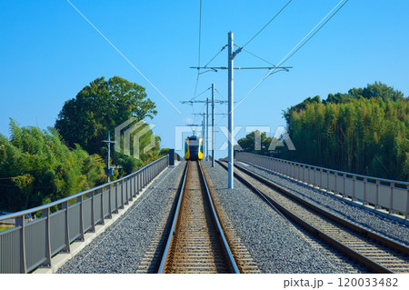 ライトラインと飛山城跡駅周辺の景観 宇都宮ライトレール ライトラインと飛山城跡駅周辺の景観 宇都宮ライトレール 120033482