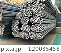 積み上げられた鋼材 120035458