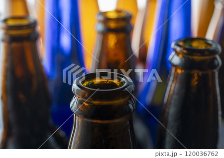 カラフルな瓶 120036762