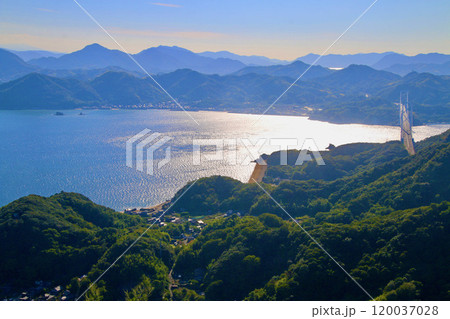 高見山展望台から眺望・因島大橋（広島県・尾道市） 120037028