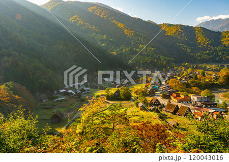 秋の白川郷 120043016