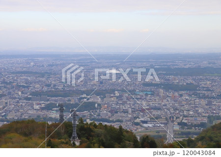札幌藻岩山（もいわ山）展望台から見る風景 120043084