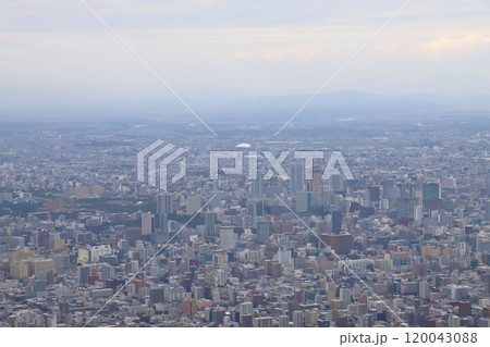 札幌藻岩山（もいわ山）展望台から見る風景 120043088
