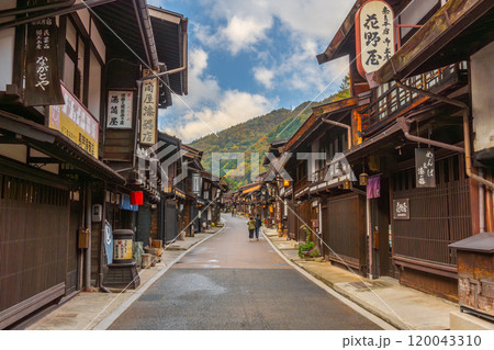 秋の奈良井宿 中山道 秋の奈良井宿 中山道 120043310
