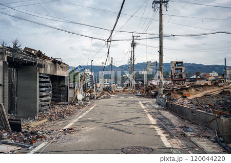 令和6年能登半島地震 焦土と化した輪島の町並み 令和6年能登半島地震 焦土と化した輪島の町並み 120044220