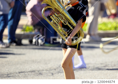 マーチングバンド パレード 楽器 マーチングバンド パレード 楽器 120044874