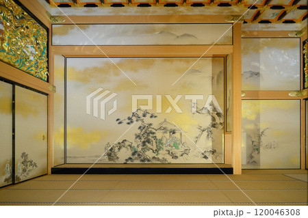 書院造の極彩色の床の間 書院造の極彩色の床の間 120046308