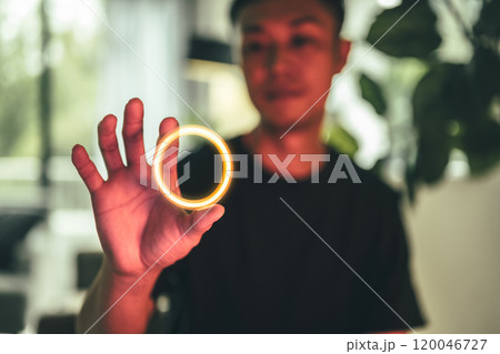 ホログラムのあるポートレイト 120046727