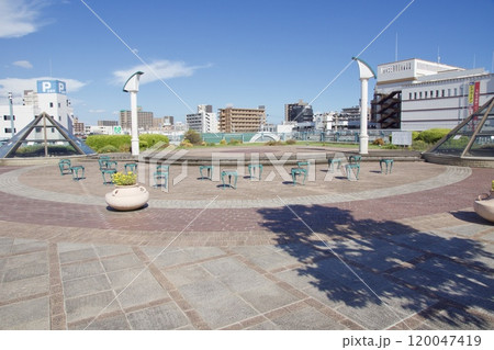 倉敷駅前の風景　岡山観光　 120047419