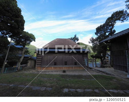 新しく建造された農村歌舞伎の舞台　中山千枚田　香川県　小豆島2 120050521