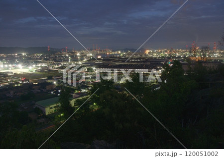 亀島山からの工場夜景　水島工場地帯 120051002
