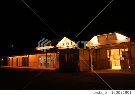 肥前浜駅　佐賀県　夜の風景 120051901