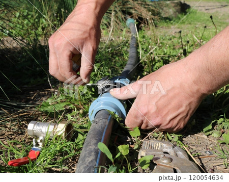 using plumbing thread to seal the threads of a connection in a garden plumbing structure using plumbing thread to seal the threads of a connection in a garden plumbing structure 120054634