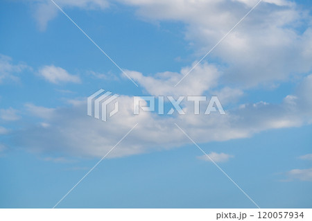 【素材】秋の空【青空】 120057934