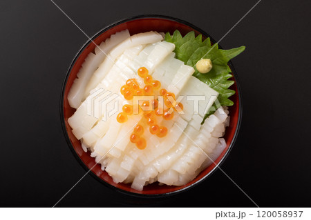 海鮮丼(いか イクラ) 海鮮丼(いか イクラ) 120058937